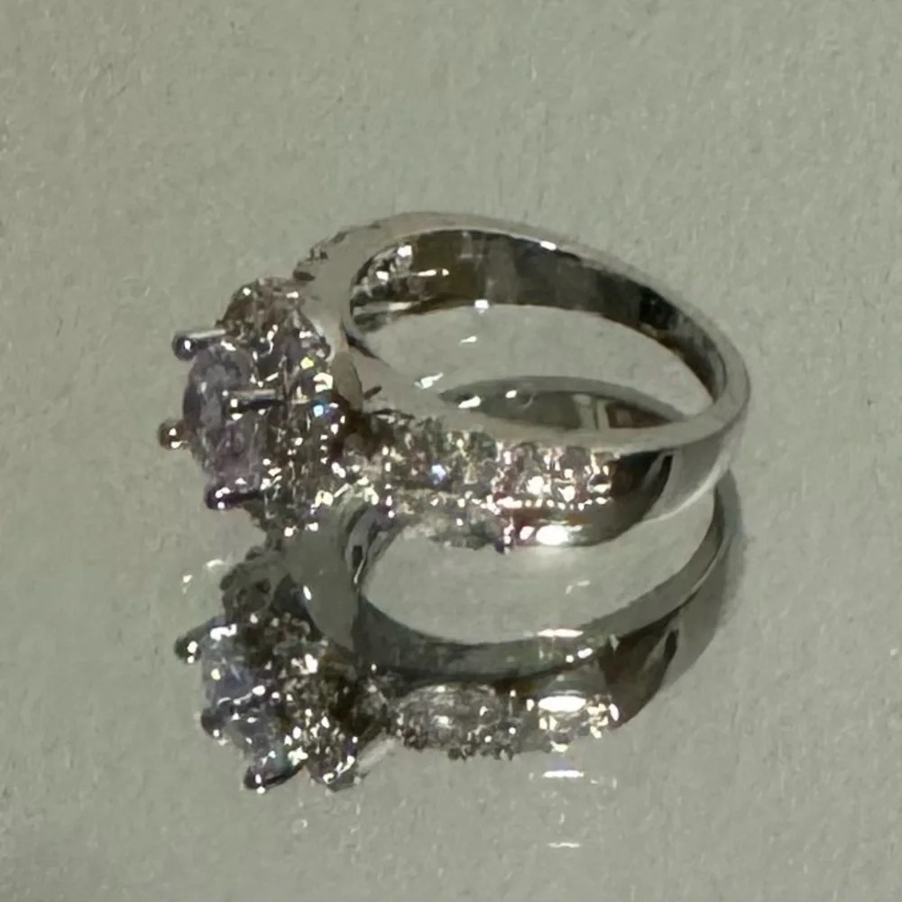 🆕 Piatella ring,1/2 carat round cut, accents, 14k white gold plated setting - Picture 3 of 14